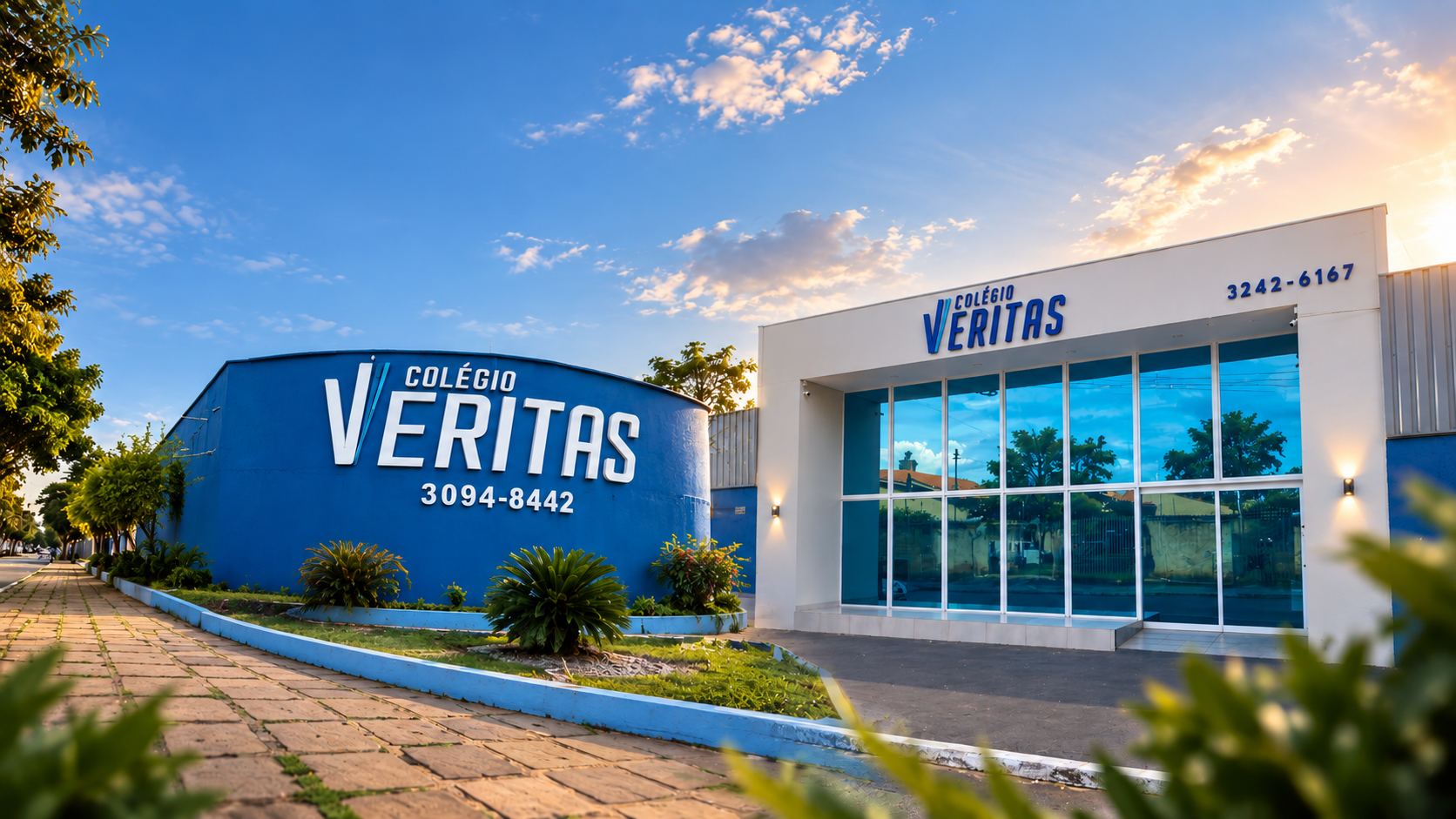 Fachada do Colégio Veritas em Aparecida de Goiânia